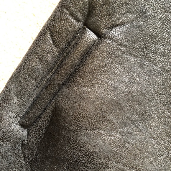 Love Tree Faux Fur Vest - Picture 3 of 5